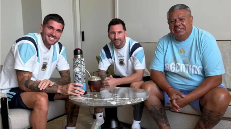 Lionel Messi, Claudio Tapia y Rodrigo de Paul