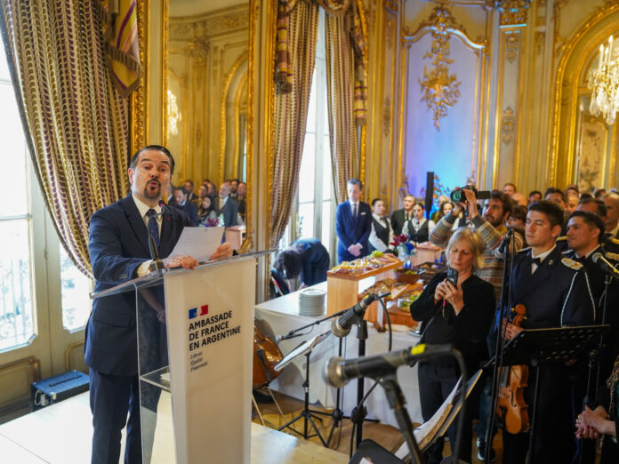 XXEpgZfw__2000x1500__1.jpg