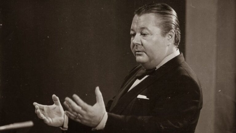 Aníbal ‘Pichuco’ Troilo: El Maestro del Bandoneón de Buenos Aires