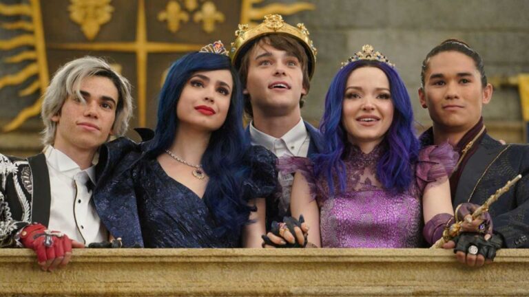 Descendientes: La nueva película que arrasa en Disney+