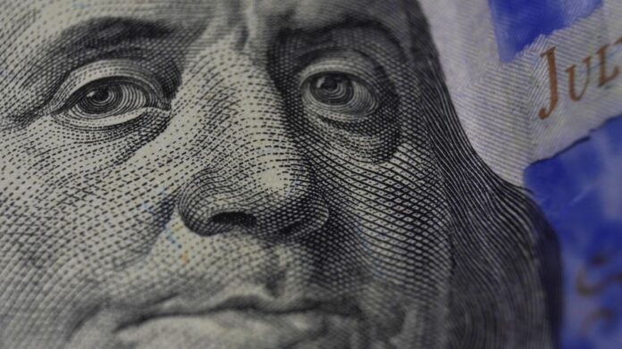 dolar-2274878.jpg