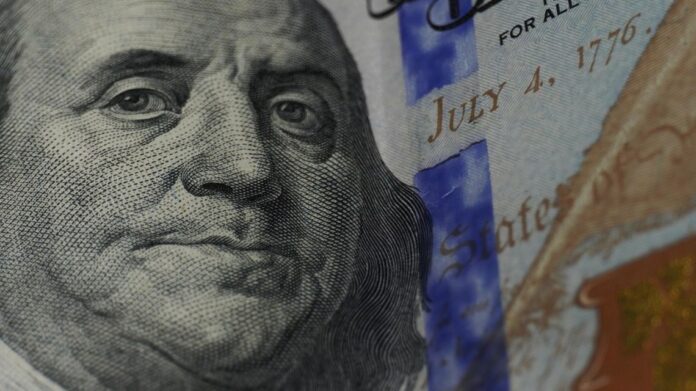 dolar-2274881.jpg