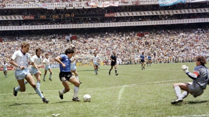 el-simbolismo-de-los-dos-goles-de-maradona-ante-inglaterra-2215736.jpg
