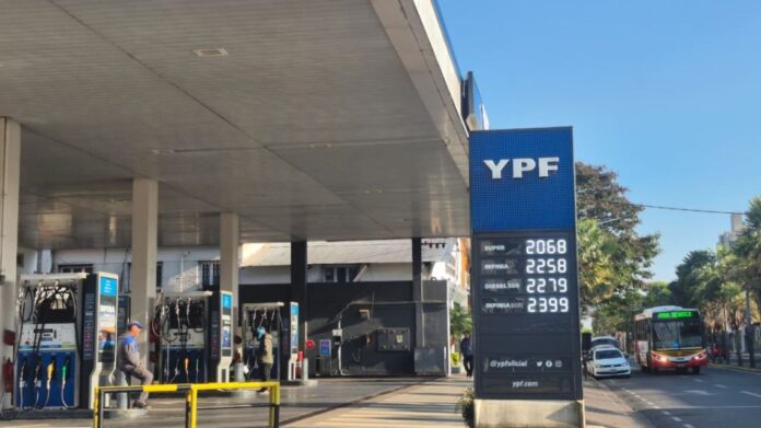 estacion-de-servicio-en-chaco-2279918.jpg