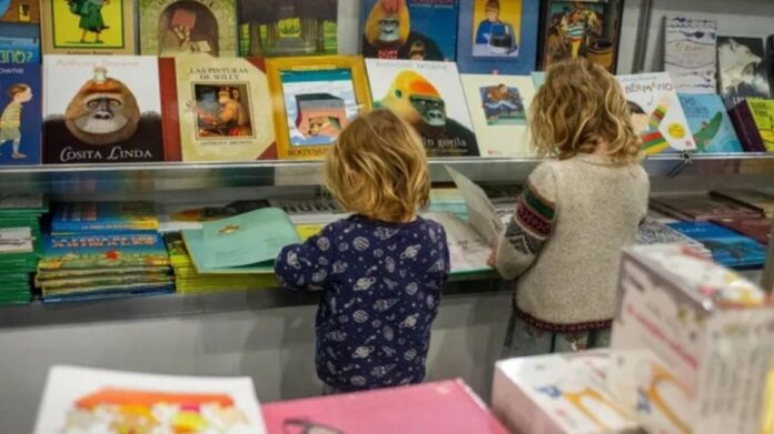 feria-del-libro-infantil-2077163.jpg