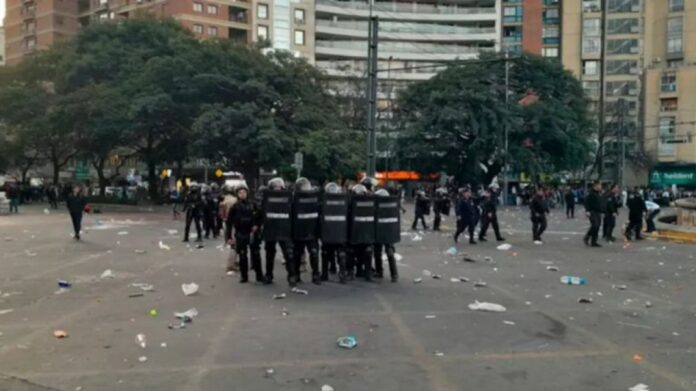 festejos-por-argentina-retiraron-12-toneladas-de-residuos-solo-en-la-zona-del-patio-olmos-2284370.jp_.jpeg