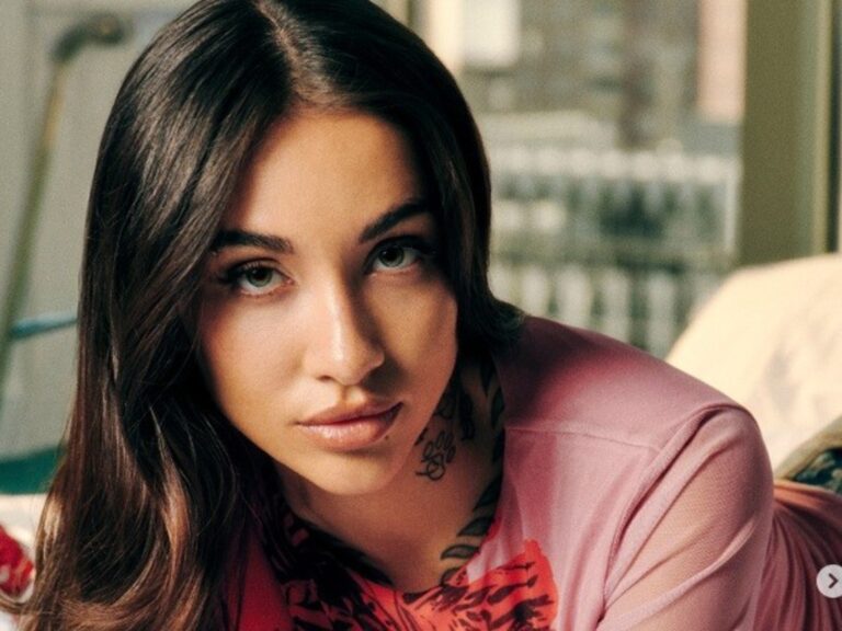 María Becerra vuela a Nueva York para cantar el himno argentino en la final