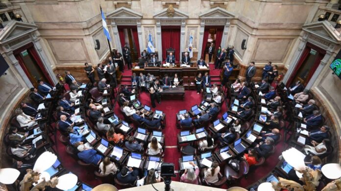 la-camara-de-senadores-aprobo-este-jueves-el-proyecto-de-reforma-de-la-ley-de-glaciares-2193401.jpg