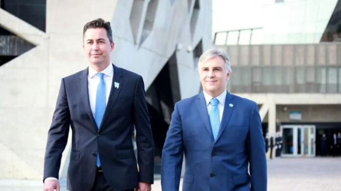 manuel-calvo-y-martin-llaryora-2285183.jpg