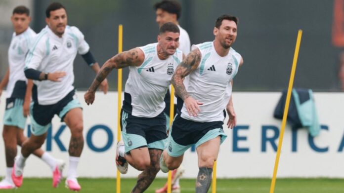 messi-de-paul-y-paredes-en-el-ultimo-entrenamiento-de-la-seleccion-antes-de-la-gran-final-de-mundial.jpeg