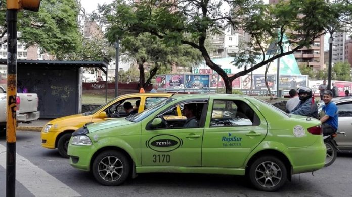 nueva-ordenanza-de-taxis-y-remises-2289825.jpg