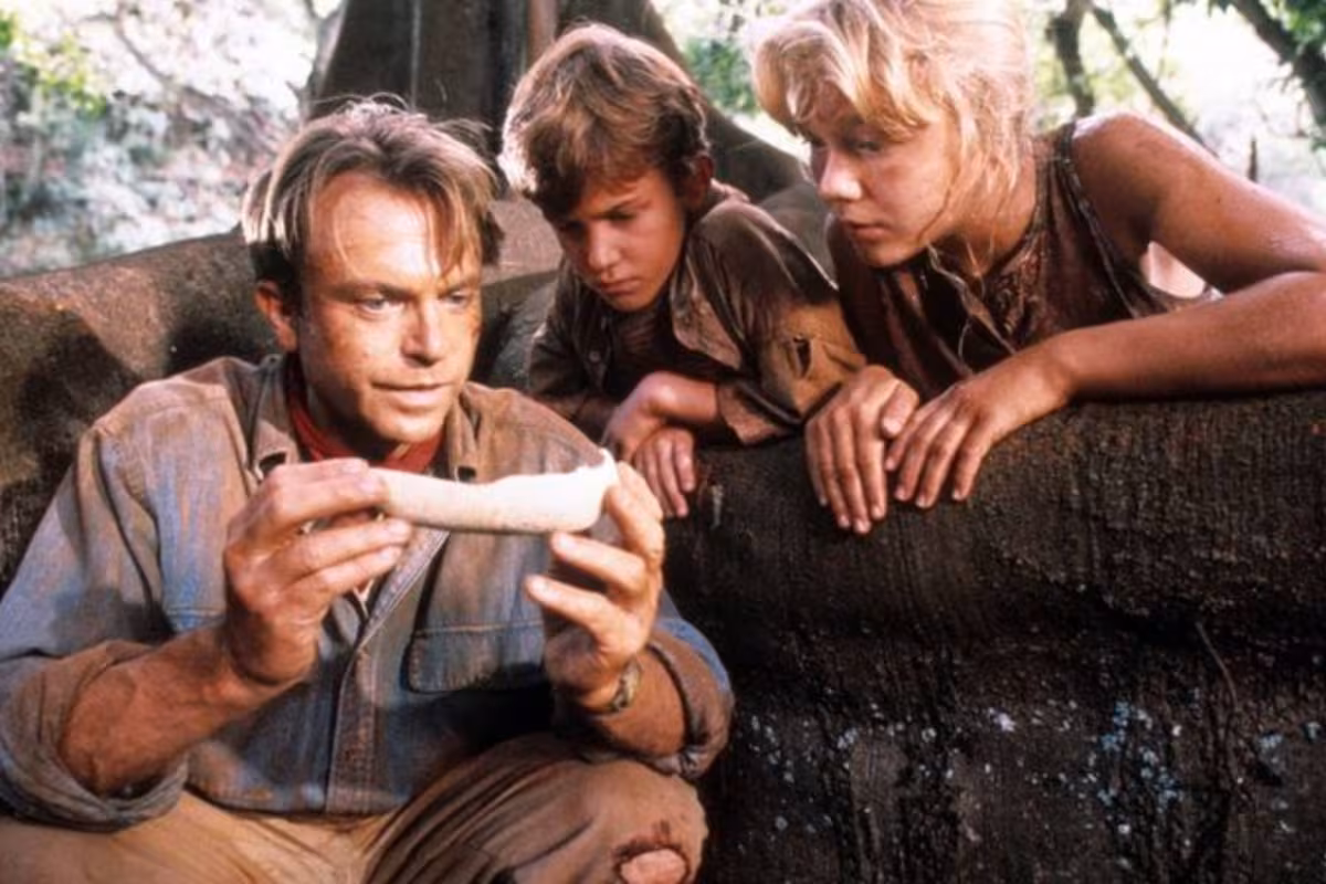 sam-neill-el-actor-que-interpreto-al-paleontologo-2EKRVTQSEZFN3G4GJ45SCI7IMU.jpg