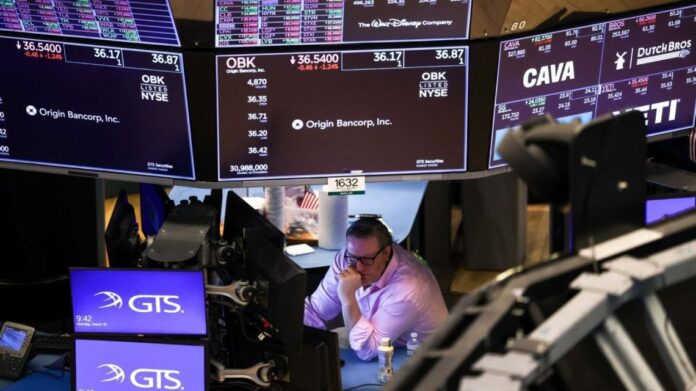 wall-street-2277996.jpg