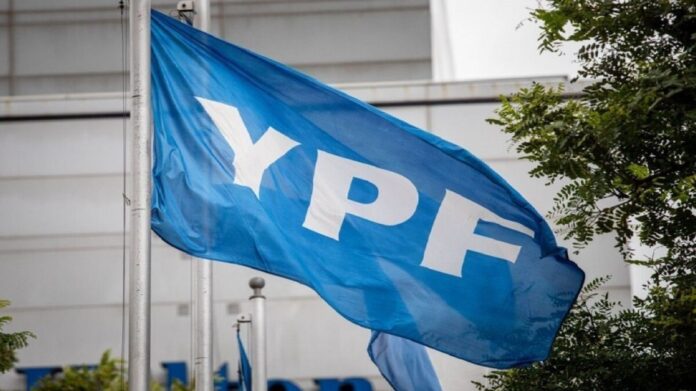 ypf-2272360.jpg