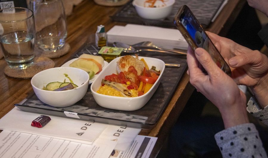 Detalles del catering a bordo de Delta Airlines