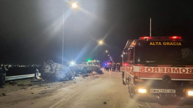 Tragedia en Alta Gracia: cuatro víctimas fatales en choque