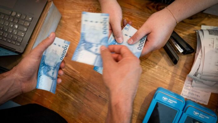 BC-bonos-chilenos-en-pesos-enfrentan-presion-ante-riesgo-de-fiebre-inflacionaria-5D.jpg