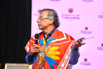 Gustavo Petro y su hija Antonella