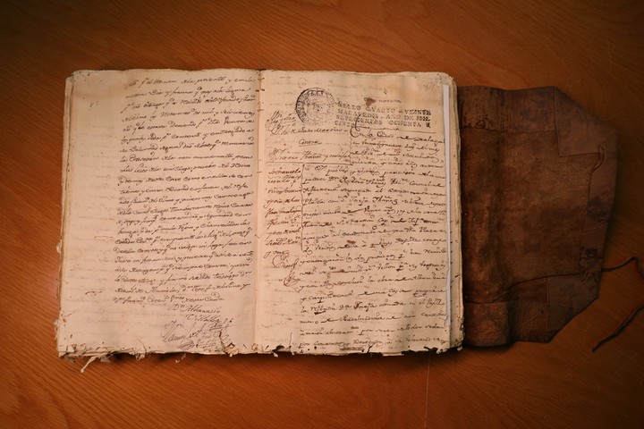 El contrato de alquiler que firmó Juan de San Martín a la familia propietaria en 1785.