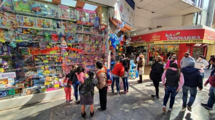 comerciantes-de-cordoba-preocupados-por-el-paro-de-uta-es-un-golpe-a-uno-de-los-fines-de-semana-de-m.jpeg