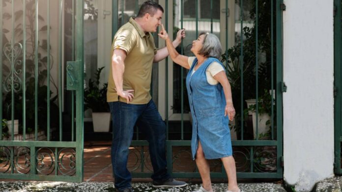 conflicto-de-vecinos-2304707.jpg