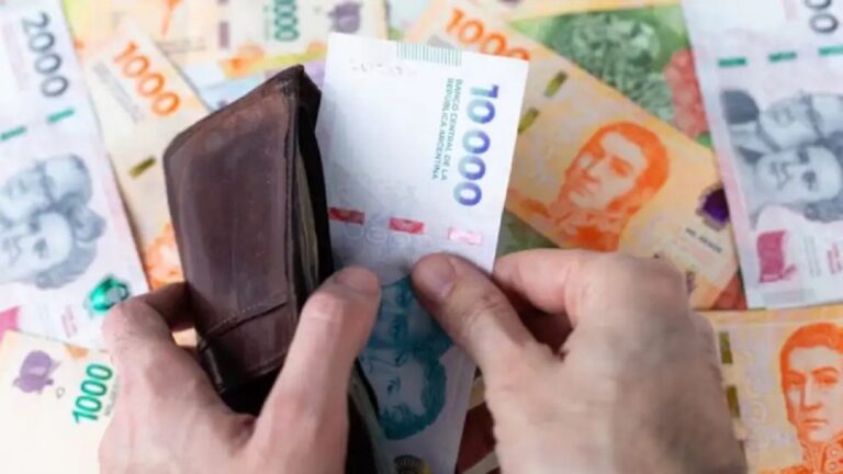 Economía Argentina: Riesgo de Falta de Crédito y Consecuencias de la Apertura