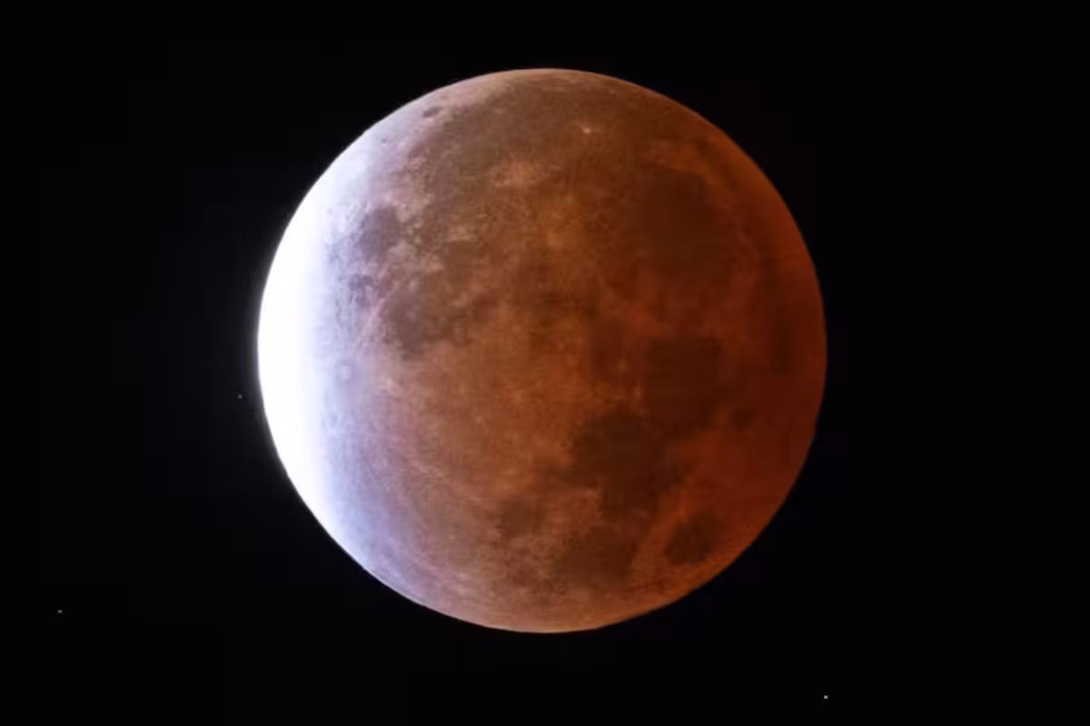 cuando-es-el-eclipse-parcial-de-luna-foto-R5SOBQHPPFGF5LVQKMWJQS45NY.jpg