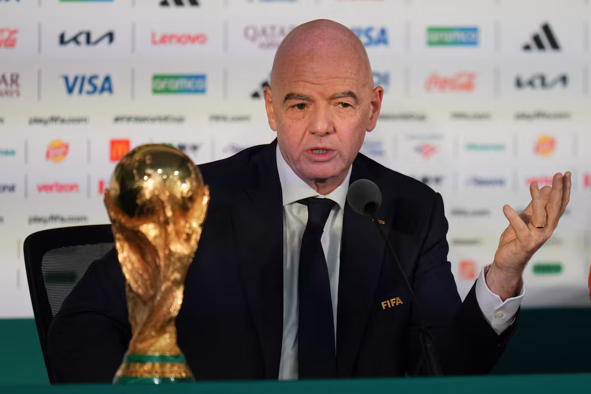 el-presidente-de-la-fifa-gianni-infantino-durante-A2DAO66PTBGIJES2LSIWYYPAGE.jpg