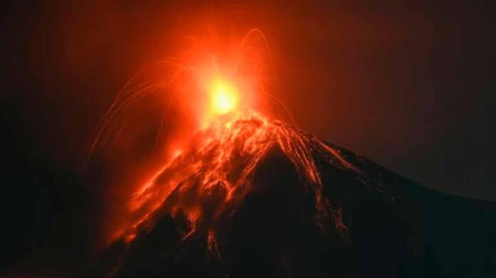 erupcion-del-volcan-de-fuego-en-guatemala-04082026-2297247.jpg