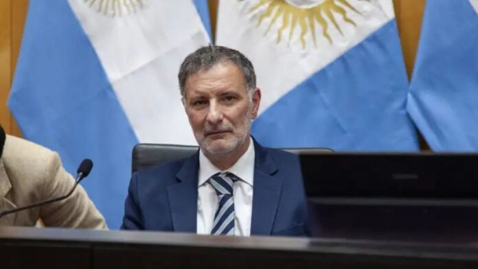 guillermo-arias-2301633.jpg