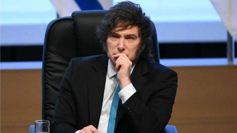 Milei convoca a su Gabinete para impulsar reformas económicas
