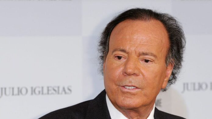 julio-iglesias-2174520.jpg