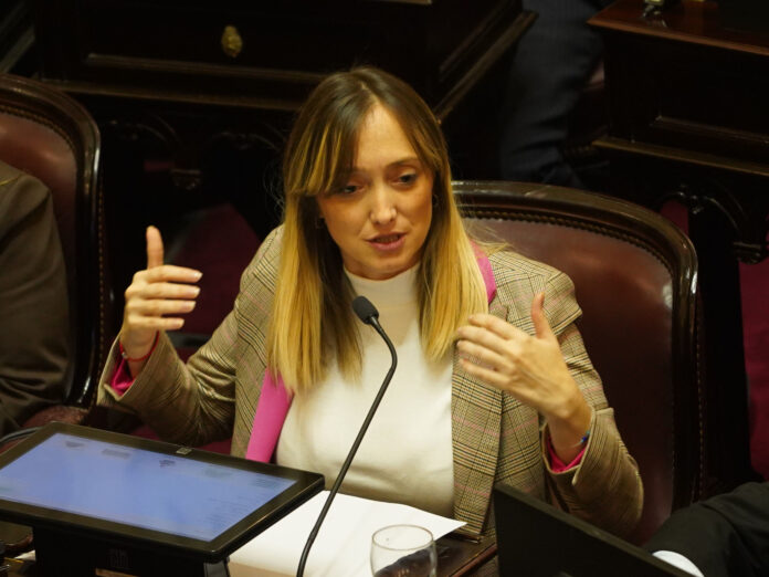 kdR46diA1_2000x1500__1.jpg