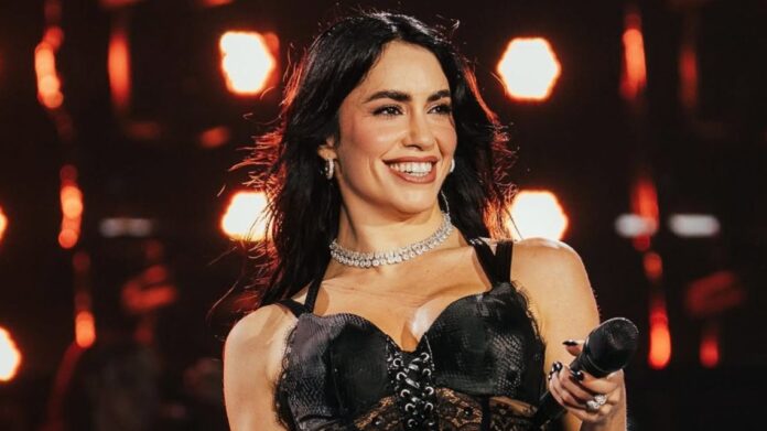 lali-esposito-2296687.jpg