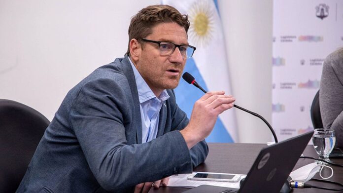 legislador-leonardo-limia-2031825.jpg