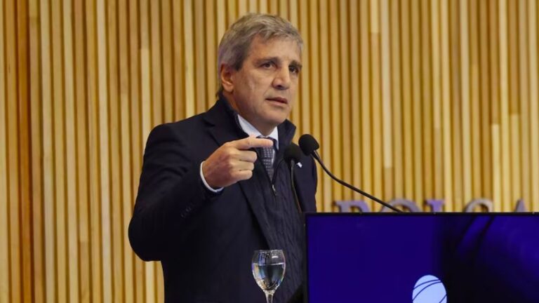 Caputo en Córdoba: ‘El dólar no será un problema’ de cara a las elecciones