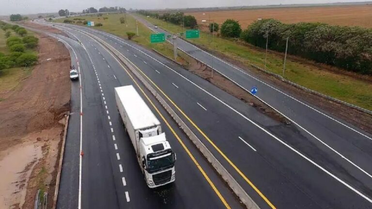 Inversiones privadas en infraestructura vial: 3.900 km de rutas nacionales adjudicados