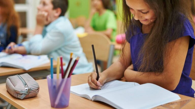 Pago de vouchers educativos en agosto: ¿cuándo y cuánto recibirán los estudiantes?